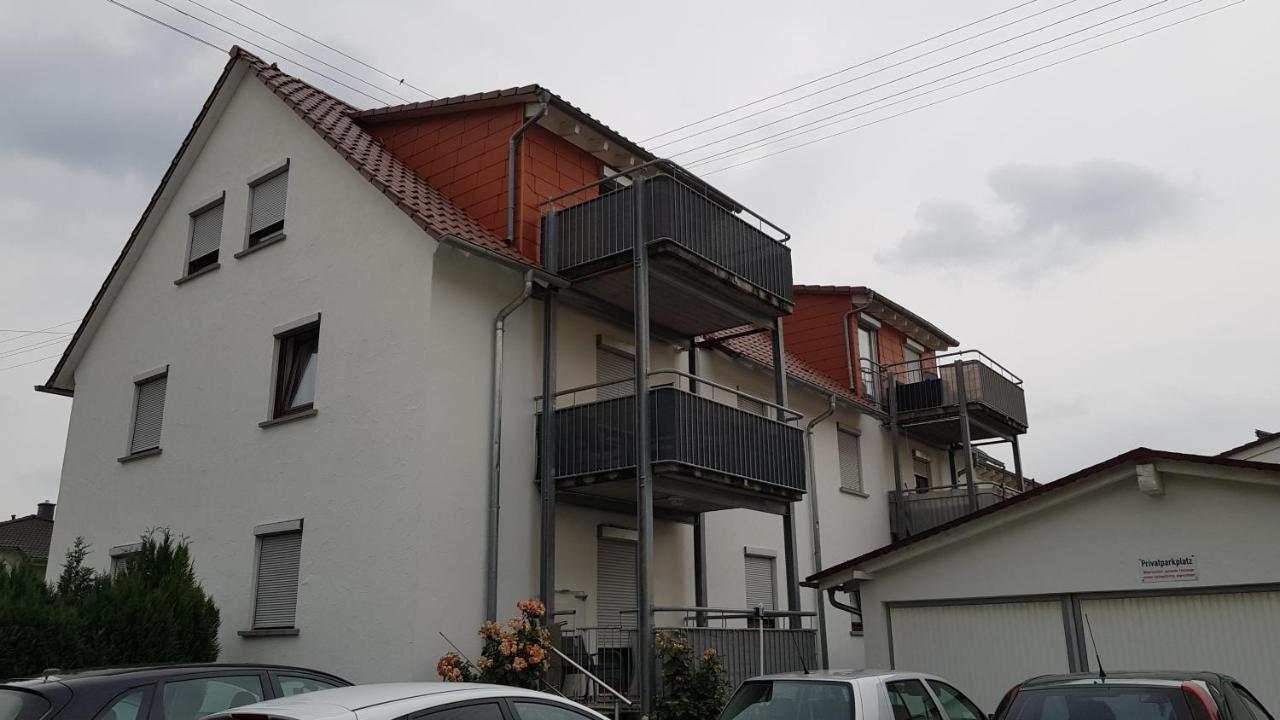 Outletcity Ferienwohnung - Apartment 4 Metzingen  Exterior photo